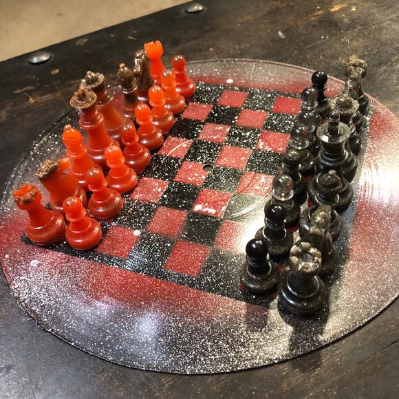 Vinyl Chess Set - Red Galaxy (Resin Pieces) - Picture 11 of 11